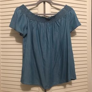 NWT Old Navy thin denim off the shoulder top